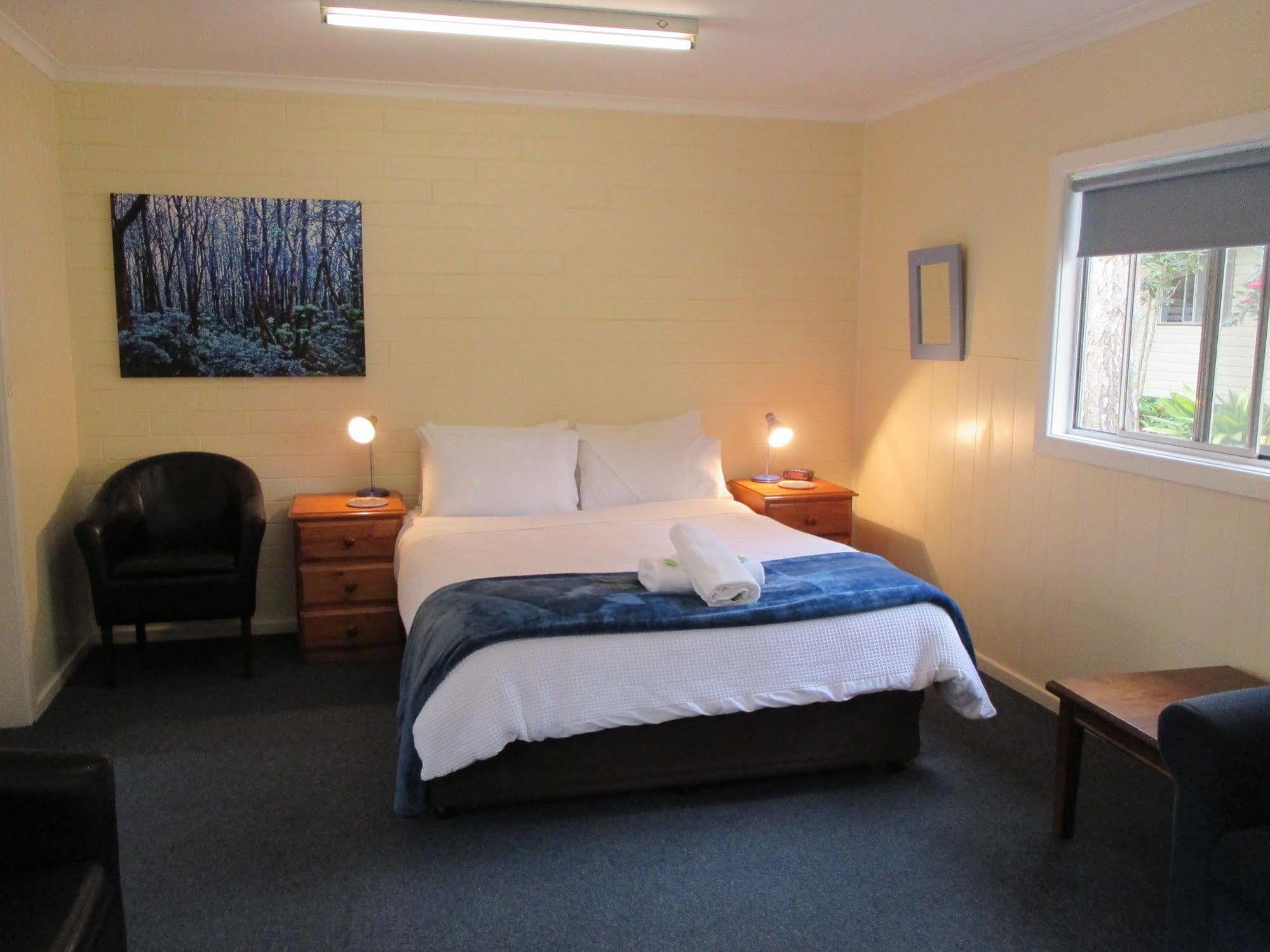 Alpine Riverside Cottages Porepunkah Esterno foto