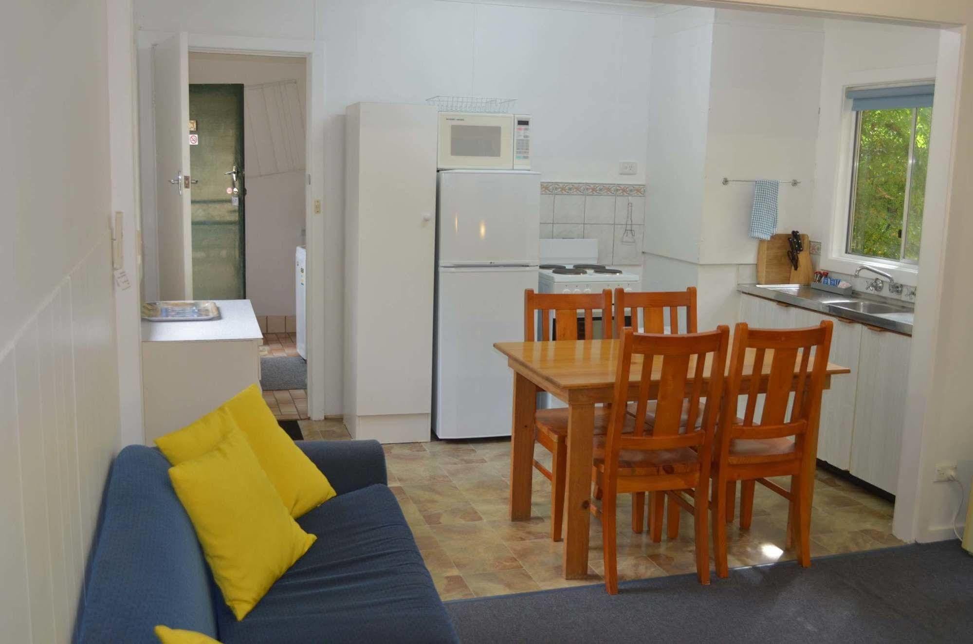 Alpine Riverside Cottages Porepunkah Esterno foto